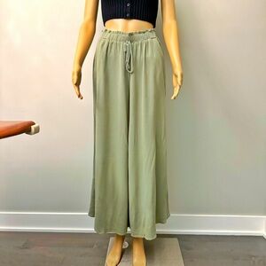 Emery Rose High Waisted Casual Wide Leg Baggy Pastel Green  Pants Trousers.